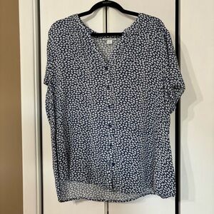Amazon Essentials Navy and White leopard print Button Down Shirt